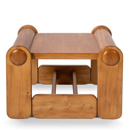 Konferenční stolek